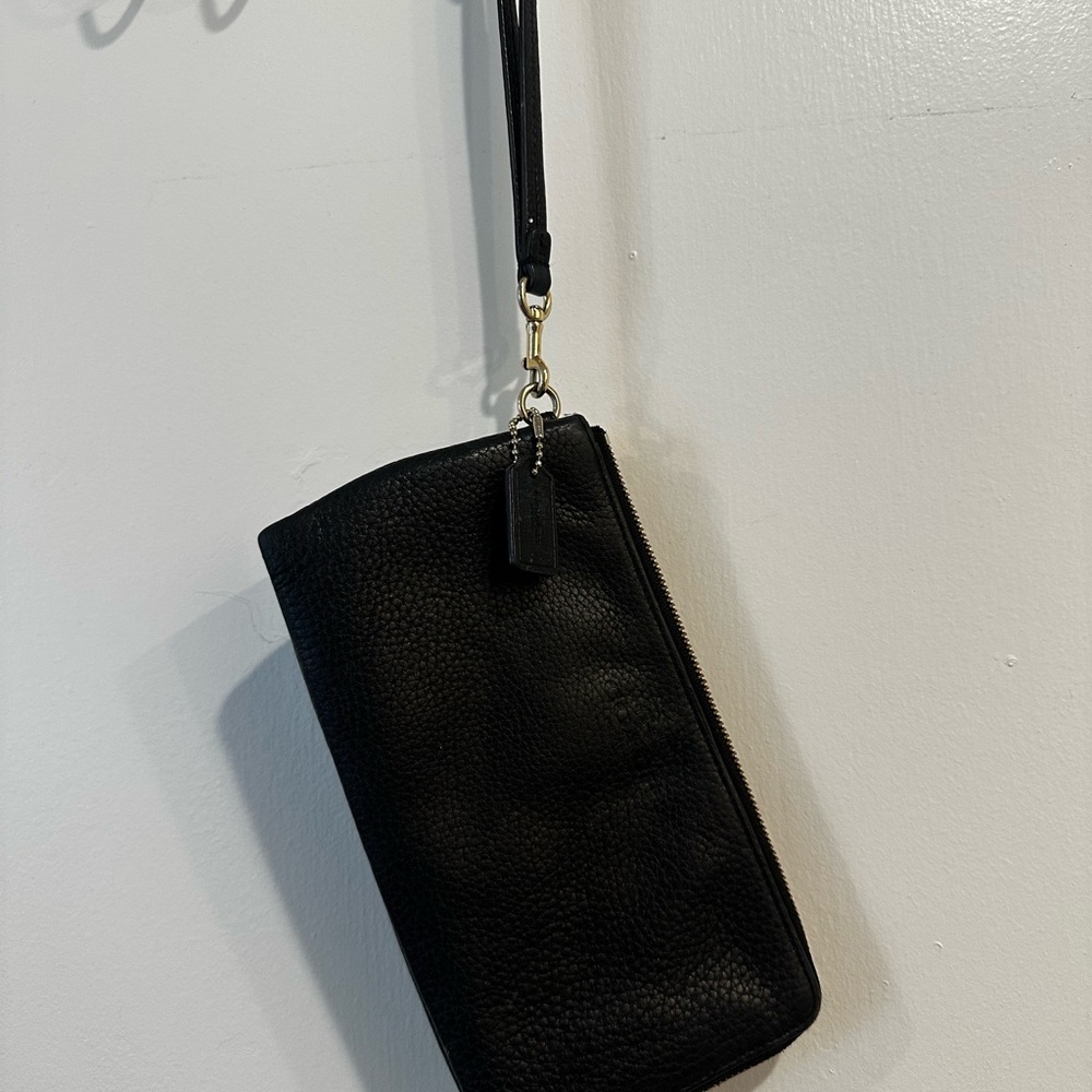 Black Coach Leather Wristlet Wallet